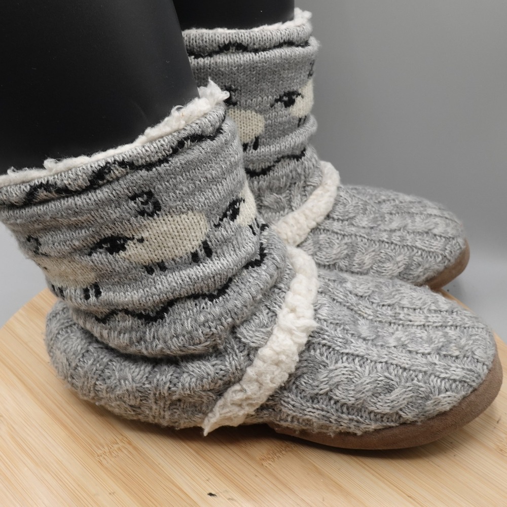 Muk Luks Womens Medium 7-8 Grey Cable Knit Sheep Slipper Boots Cozy Warm - Picture 3 of 9